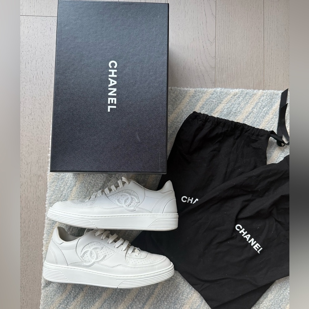 CHANEL REV White Sneakers Size 40
